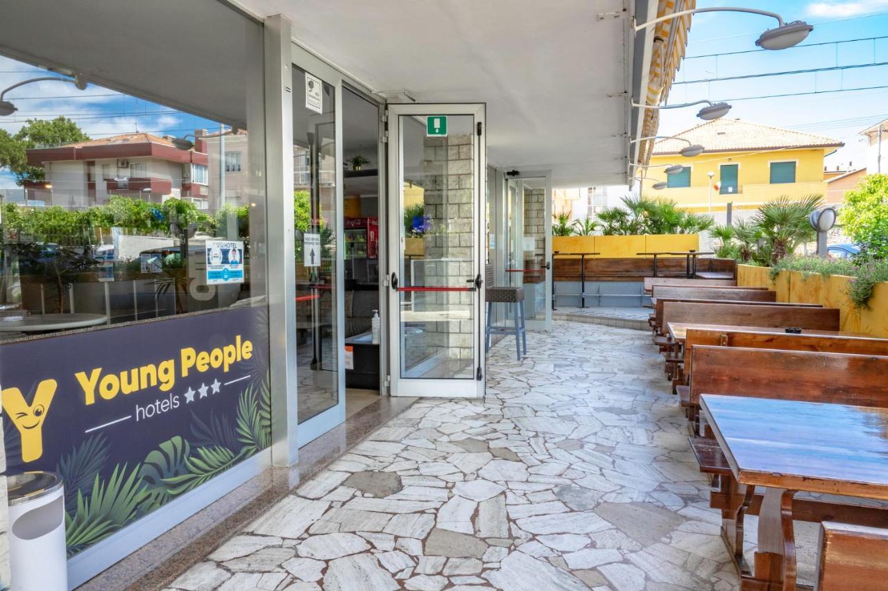 Hotel Morfeo - Young People Hotels Rimini Exterior foto